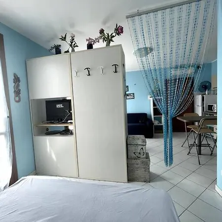 Monolocale Con Terrazza Apartamento *